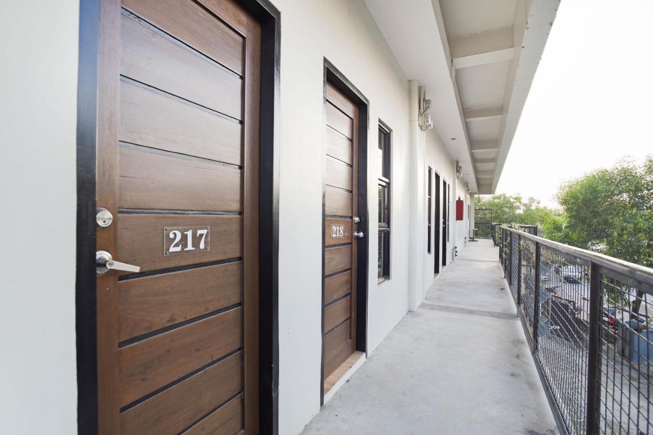 OYO 425 Residences By Sirc Pampanga Exterior foto